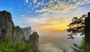 【轻奢张家界】暑期/张家界黄龙洞玻璃桥天门山烟雨张家界芙蓉镇凤凰双飞五日游