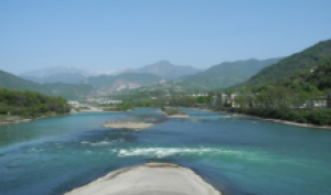 成都大熊猫基地都江堰峨眉山乐山大佛温泉游江双动5日游